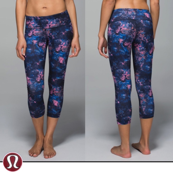 lululemon athletica Pants - Lululemon Wunder Under Crop II *Full-On Luon Moody